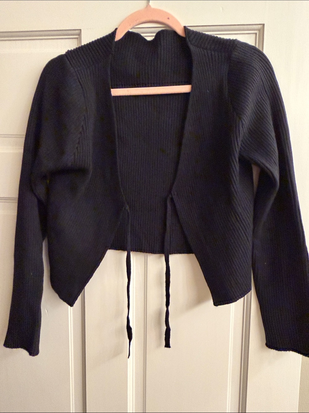 Black Women's Cropped Open-Front Knit Cardigan